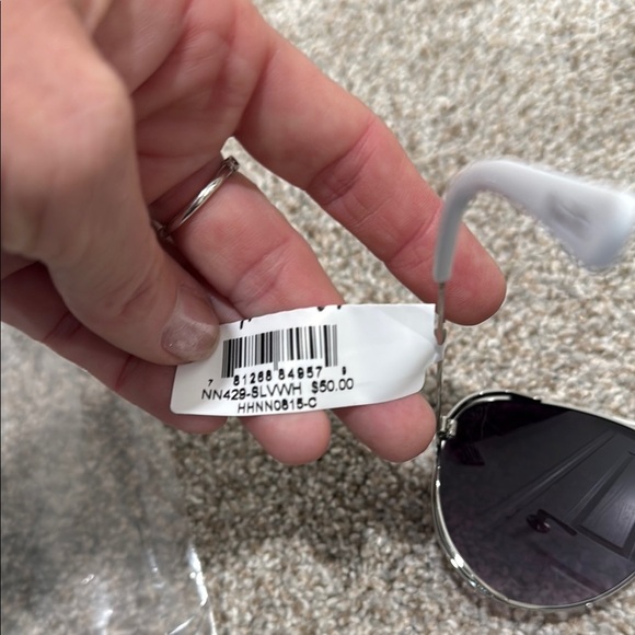 Black Aviator Sunglasses with Case - Picture 7 of 7